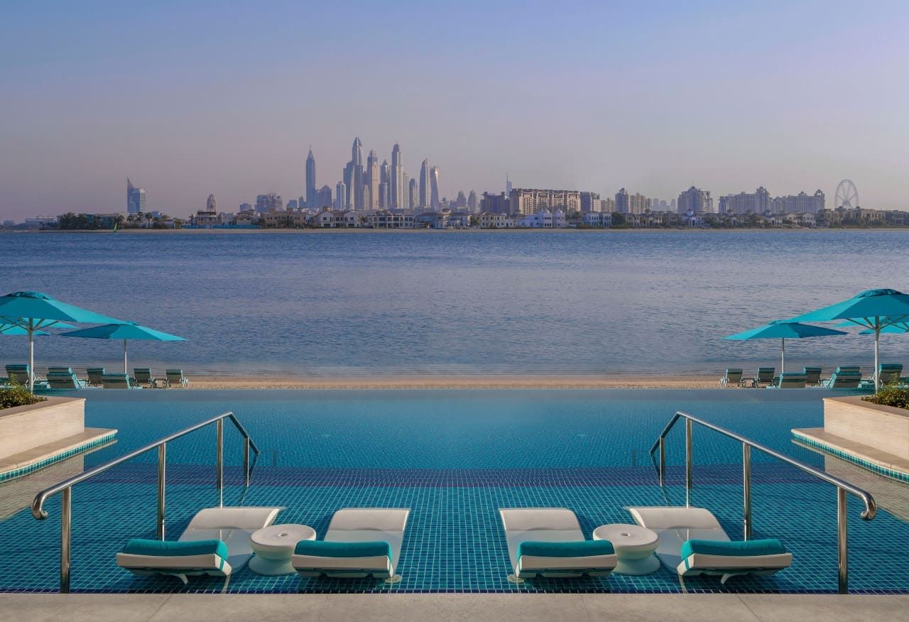 Travel Wellness Resorts Dubai Palm Dubai Swimming Pool