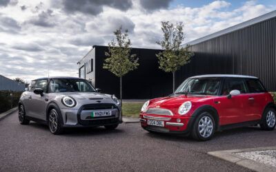 EXPRESSIVE DESIGN MEETS THE SHEER JOY OF DRIVING. HERE ARE 3 REASONS TO CONSIDER A MINI