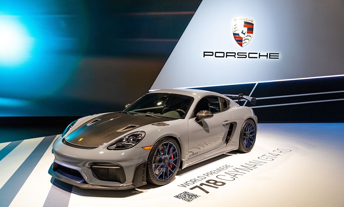 L.A.-Auto-Show-Porsche-718-Cayman-GT4-Jim-Donnelly