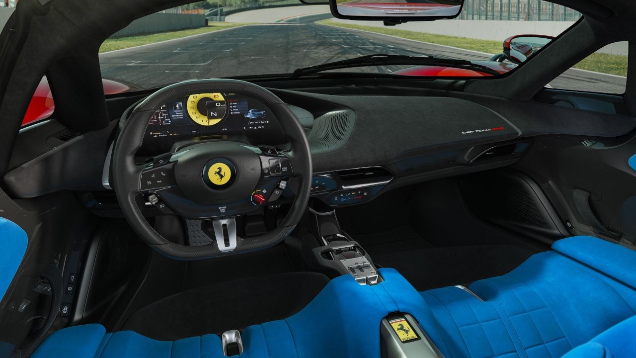 Supercar Ferrari Daytona Sp3 Int 01