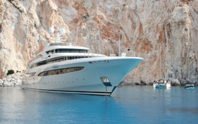 LUXURY YACHTS: THE INVESTMENT YOU DIDN’T KNOW YOU NEEDED